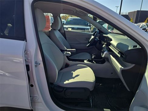Certified 2025 Hyundai Kona SEL image 23