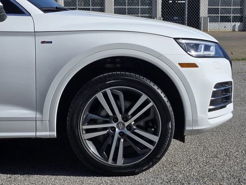 Used 2020 Audi Q5 e Premium Plus w/ Premium Plus Package image 13