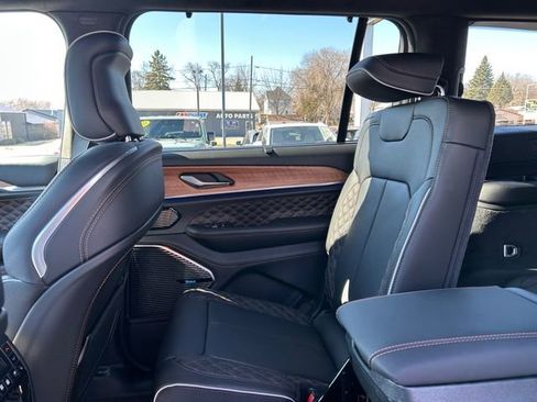 New 2026 Jeep Grand Cherokee L Summit image 21