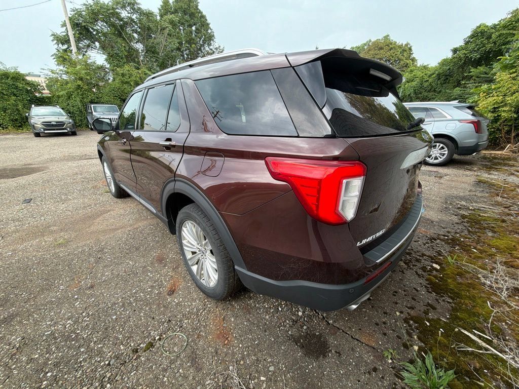Used 2020 Ford Explorer Limited w/ Hybrid Equipment Group 310A AWD/4WD image 8