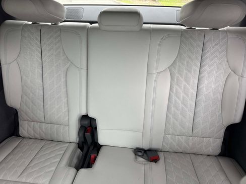Certified 2025 Cadillac Escalade IQ Luxury 1 w/ Smart Trailering package AWD/4WD image 18