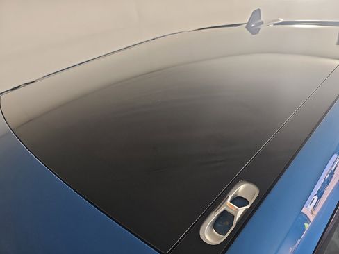 Used 2023 Rivian R1T Adventure image 13