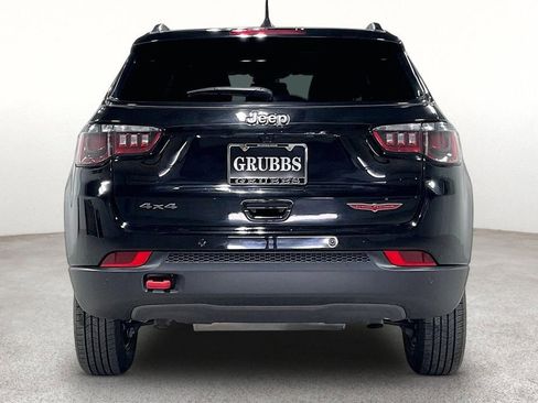 Used 2024 Jeep Compass Trailhawk AWD/4WD image 5