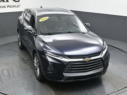 Used 2021 Chevrolet Blazer Premier FWD image 46