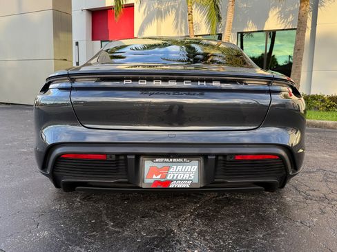 Used 2020 Porsche Taycan Turbo S image 40