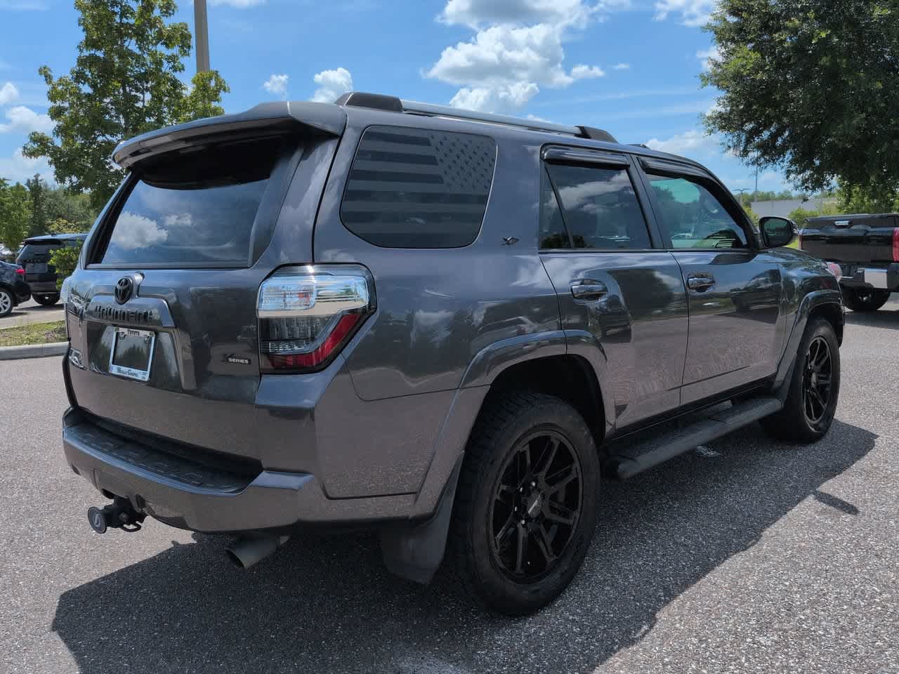 Used 2022 Toyota 4Runner SR5 Premium w/ Moonroof Package RWD image 6