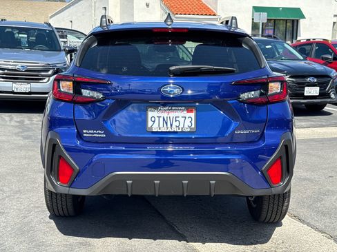 Certified 2025 Subaru Crosstrek 2.0i Premium AWD/4WD image 9