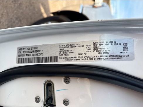 Used 2024 RAM 2500 Big Horn image 29