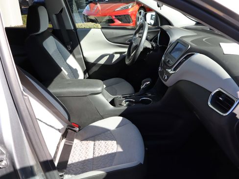 Used 2023 Chevrolet Equinox LT w/ Driver Convenience Package image 36