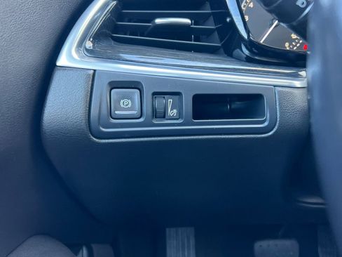 Used 2020 Cadillac XT5 Premium Luxury image 30