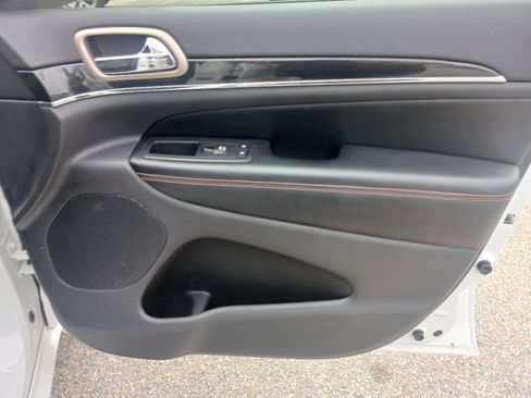 Used 2017 Jeep Grand Cherokee Limited 75th Anniversary image 42