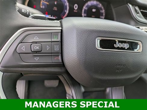 New 2025 Jeep Grand Cherokee L Laredo w/ Luxury Tech Group I image 16