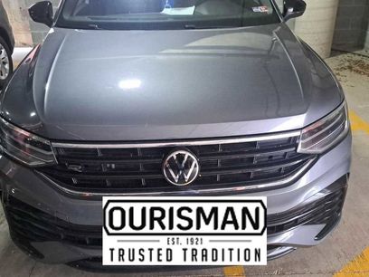 Certified 2023 Volkswagen Tiguan SE R-Line