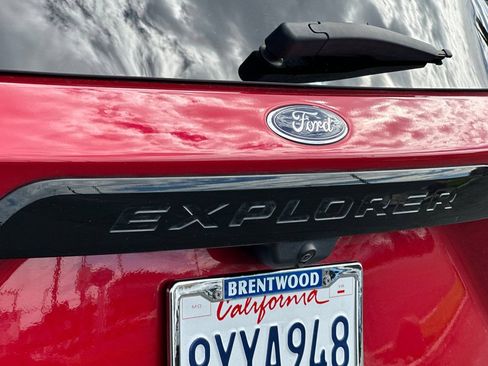 Used 2021 Ford Explorer ST w/ Equipment Group 401A AWD/4WD image 24