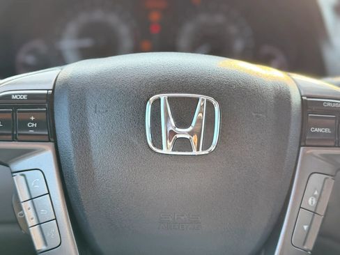 Used 2014 Honda Odyssey Touring Elite image 28