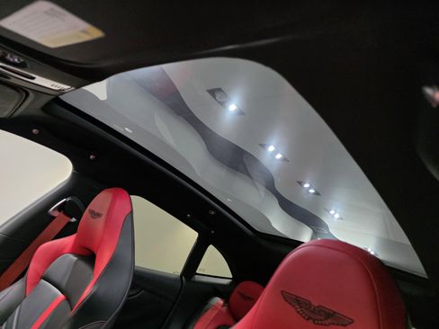 Used 2023 Aston Martin DBX 707 image 18