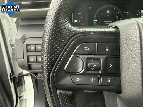 Used 2025 Toyota Tacoma SR image 22