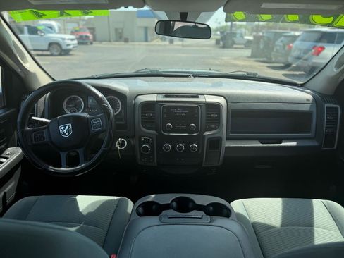 Used 2016 RAM 1500 Express AWD/4WD image 18