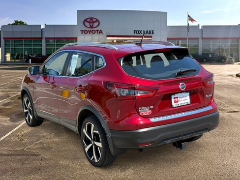 Used 2020 Nissan Rogue Sport SL w/ Premium Package AWD/4WD image 3