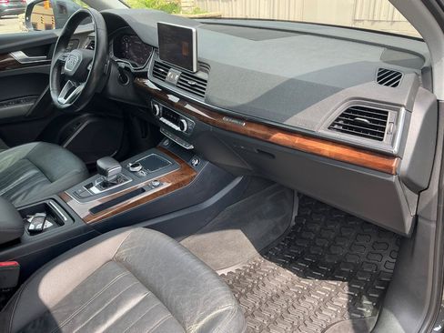 Used 2018 Audi Q5 2.0T Premium Plus w/ Premium Plus Package AWD/4WD image 10
