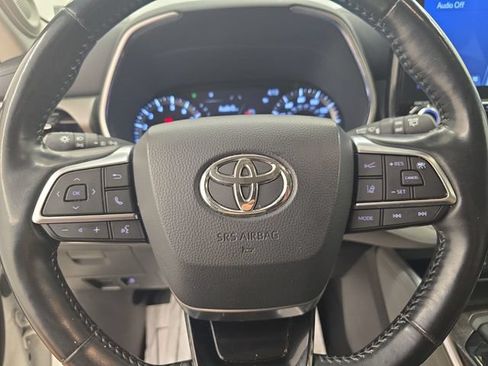 Used 2021 Toyota Highlander Limited AWD/4WD image 31