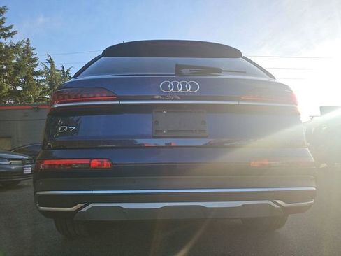 Used 2022 Audi Q7 3.0T Premium Plus w/ Premium Plus Package AWD/4WD image 24