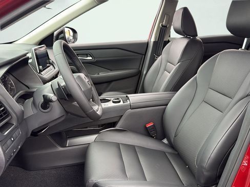 New 2026 Nissan Rogue SV AWD/4WD image 9