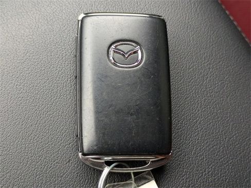 Used 2023 MAZDA MAZDA3 Hatchback w/ Appearance Package image 24