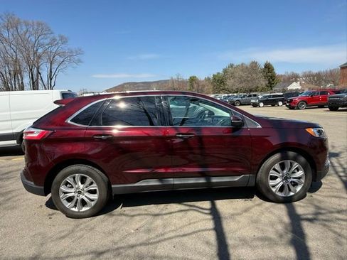 Used 2023 Ford Edge Titanium w/ Equipment Group 301A image 7