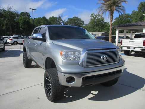 Used 2010 Toyota Tundra Limited image 5