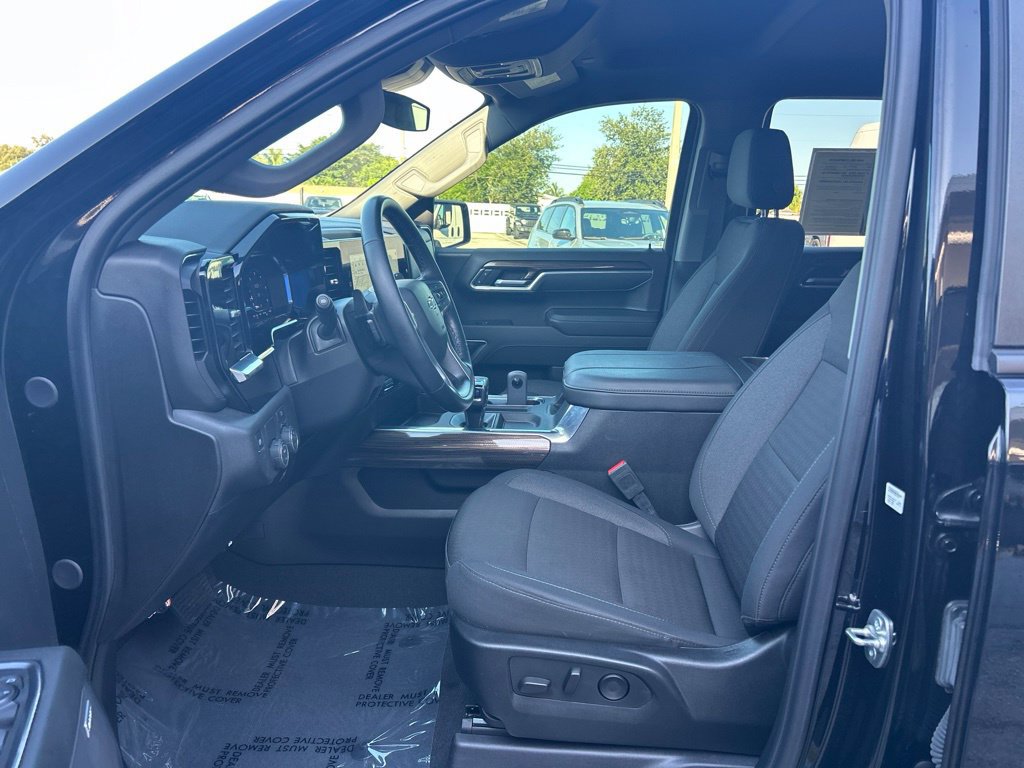 Used 2025 Chevrolet Silverado 1500 RST w/ All Star Edition Plus RWD image 10