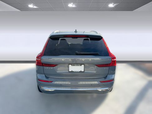 Used 2023 Volvo XC60 B5 Ultimate w/ Protection Package Premier image 9