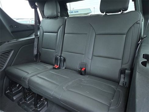 Used 2022 Chevrolet Tahoe Z71 w/ Luxury Package image 12