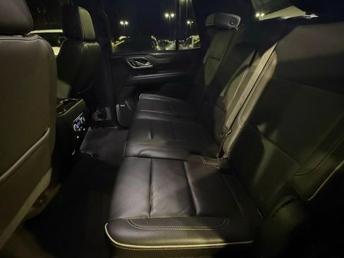 Used 2024 GMC Yukon SLT image 13