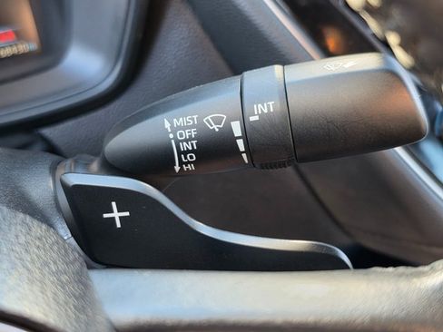 Used 2020 Toyota Corolla SE image 31