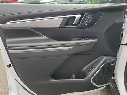 Used 2026 Buick Enclave Preferred image 22