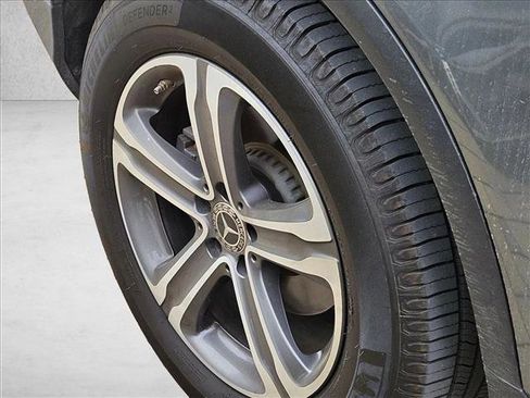 Used 2019 Mercedes-Benz GLC 300 GLC 300 image 5