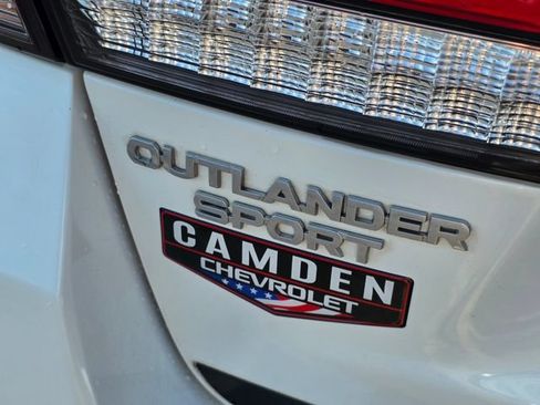 Used 2021 Mitsubishi Outlander Sport ES FWD image 12
