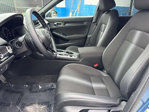 Used 2025 Honda Civic Sport image 24