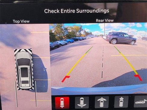 New 2026 Chrysler Pacifica Select w/ S Appearance Package image 5