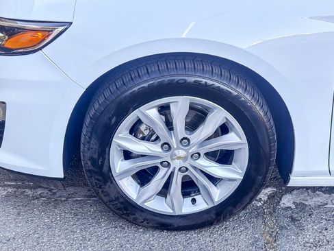 Used 2024 Chevrolet Malibu LT FWD image 12