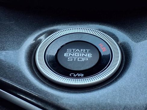 Used 2023 Jeep Grand Cherokee Laredo w/ Luxury Tech Group I image 24