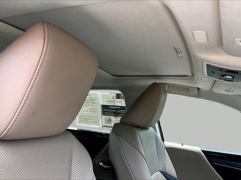 Used 2021 Lexus ES 350 w/ Premium Package FWD image 14
