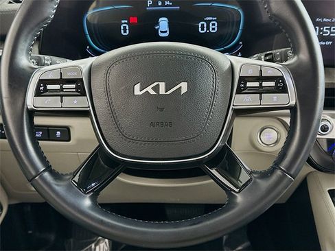 Used 2024 Kia Telluride EX image 15