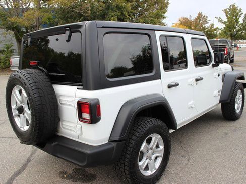 Used 2018 Jeep Wrangler Unlimited Sport S image 11