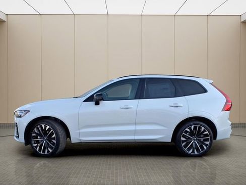 New 2026 Volvo XC60 B5 Ultra w/ Protection Package Premier AWD/4WD image 5