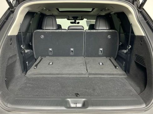 Certified 2025 INFINITI QX60 Luxe FWD image 23