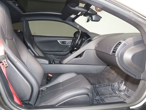 Used 2022 Jaguar F-TYPE R-Dynamic AWD/4WD image 14