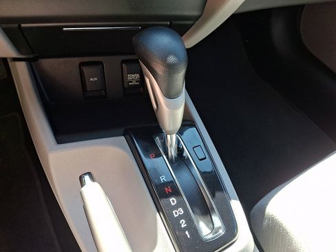 Used 2013 Honda Civic LX image 22