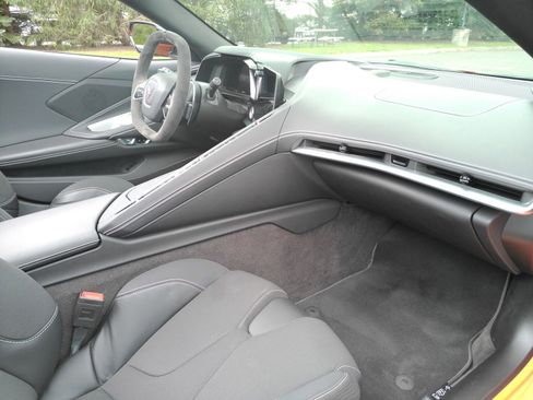 Certified 2023 Chevrolet Corvette Stingray Convertible w/ 1LT RWD image 23